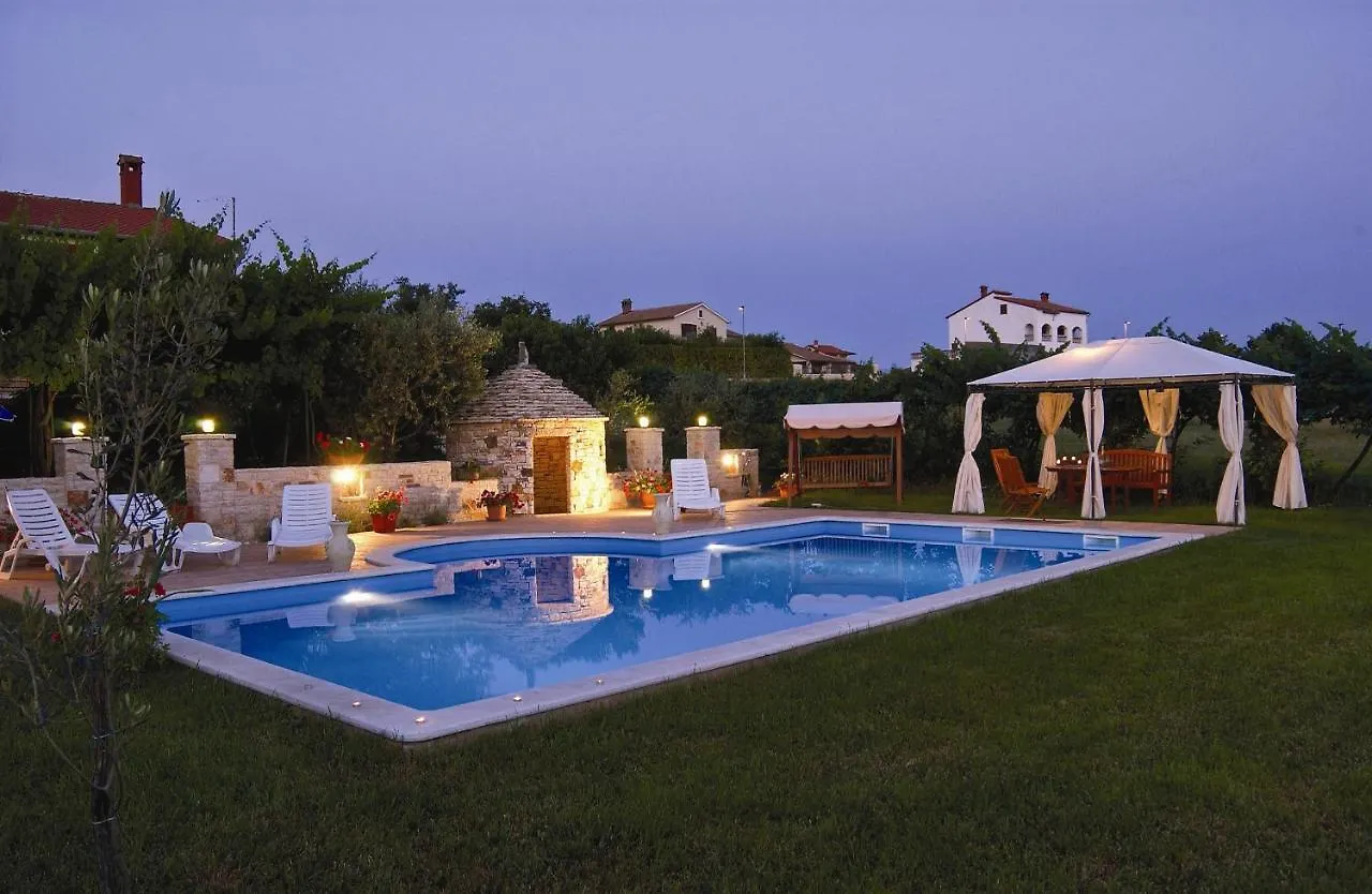 Apartments Ivan & Tina Kanfanar